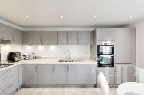 Lounge/dining room/kitchen