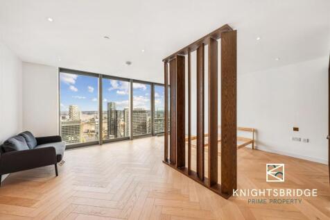 60 12 40 Landmark Square (9).jpg