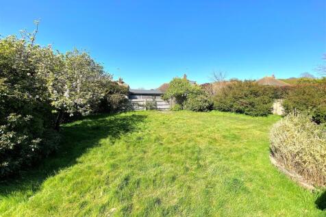 21 Jevington Close - Garden2.jpg
