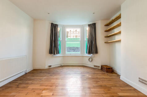 Queens Park Road photo 4