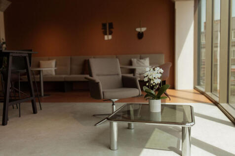 First floor communal space