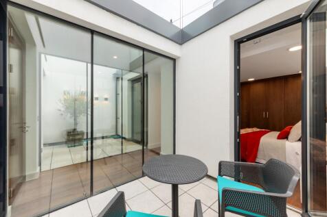 Terrace - Beds 1 &amp; 2