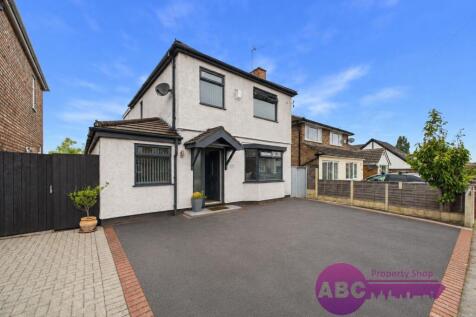 4-bed detached on Arrowe Avenue, Moreton, Wirral CH46 0RZ, £1,950/mo