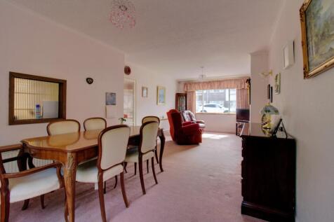 Living Room - Northvale Close - Matt Clinton EweMo