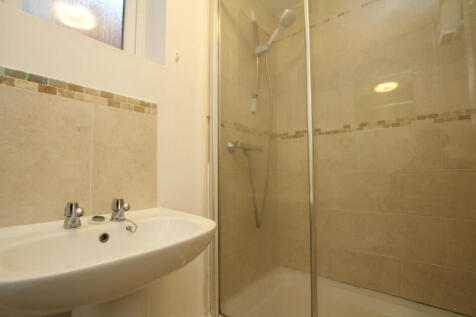 bathroom 2.JPG