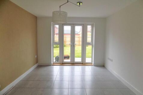 Burrows Drive, Bingham, NG13 photo 4