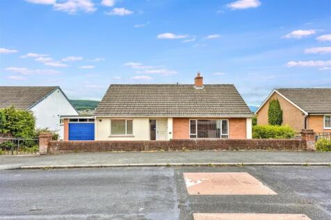 21 Netherend Rd BS.jpg