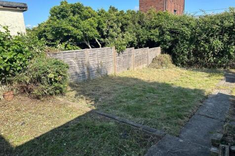 WhatsApp Image 2025-07-01 at 14.49.51_561dea49.jpg