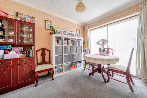 39d5584d-0eef-407...