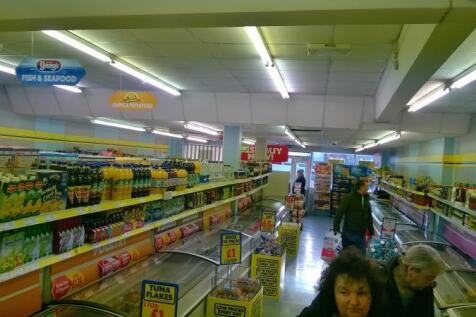 Retail Property (high street) to rent Image 3