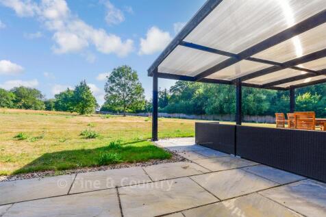 Patio / Decking