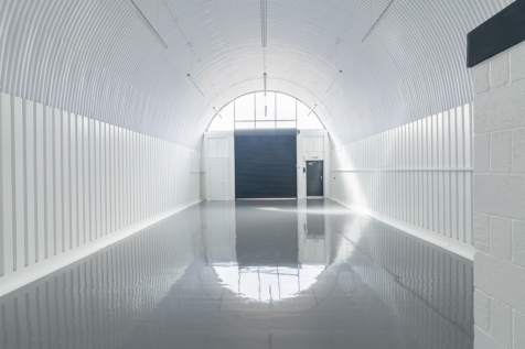 An empty arch with white lining