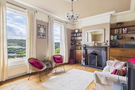 Sitting room / Bedroom