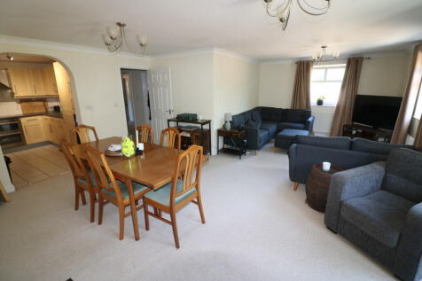 Hellyer Close, North Ferriby photo 4