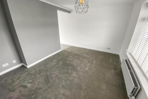 Living Room.jpg