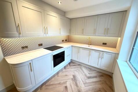 1H - Kitchen.jpg