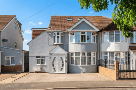 7 bed semi-detached house for sale Broad Walk, Ho