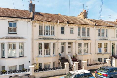 18 Goldstone Road-1.jpg