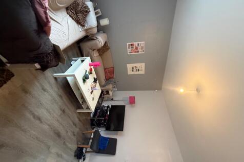 Welton Mount, Leeds, West Yorkshire, LS6 photo 3