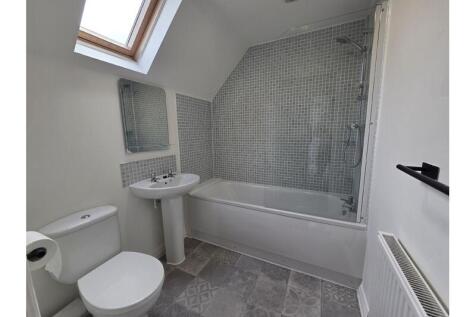 Meadowlands Avenue, Bridgwater, TA6 photo 4