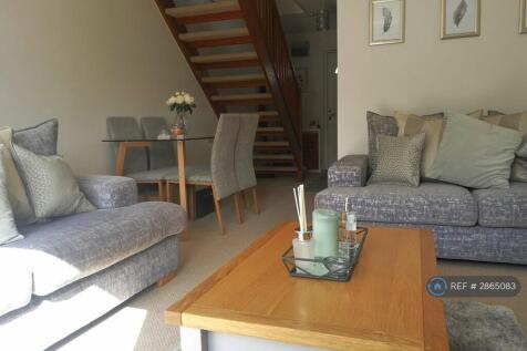 Layout Illustration Only (Furniture Not Included)