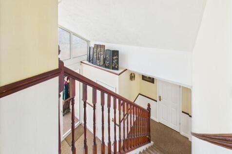 CAM05068G0-PR0025...