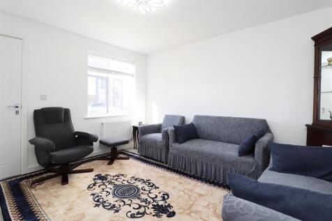 Risedale Drive, Fulford, York photo 3