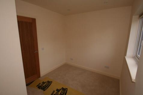 Hainault Street, London, SE9 photo 5