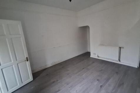 Harold Street, Burnley photo 3