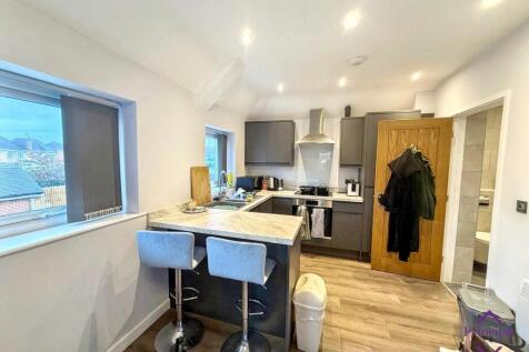 Station Road, Marston Green, Solihull photo 5