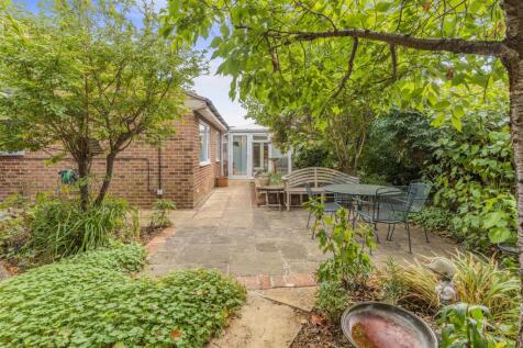 2 Poplar Close, Banbury-18.jpg