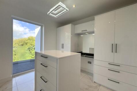 Master Dressing Room