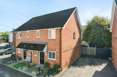 Godalming, GU7 - property photo