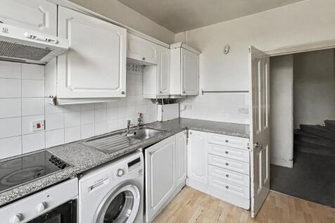 217 Mitcham Lane, Streatham, London SW16 6PS