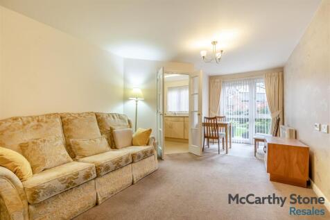 8681227-interior10.jpg