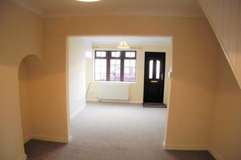 High Street, Kessingland photo 3