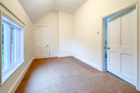 Cloverley Home Fa...