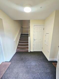 Victoria Crescent, Eccles, Manchester, M30 photo 4