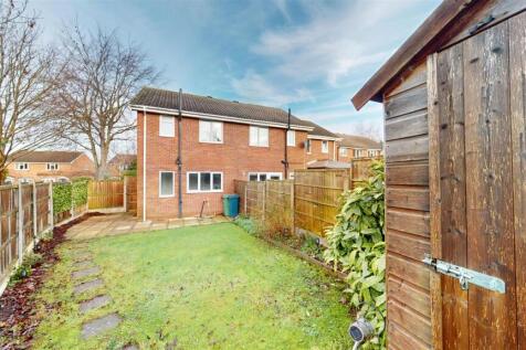 Amber Hill 23 Garden 2.jpg