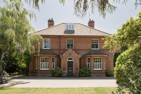 45-Mulberry House...