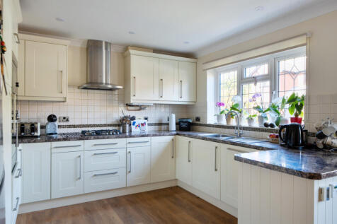 1359509-23-68dac3...