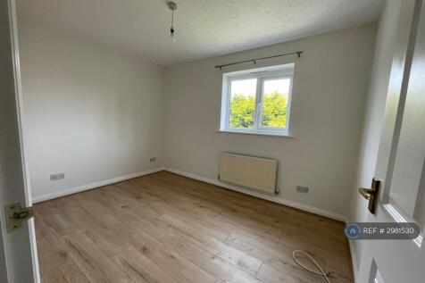 Rear Bedroom