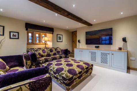 5 bed, 4 bath Semi-Detached in Sheffield - Photo 16