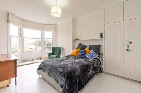 Berkshire Gardens, London, N13 6AA-1 (22)