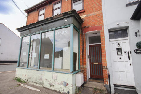 Well Located One Bedroom First Floor Maisonette