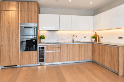 Queenshurst Square, Kingston Upon Thames, KT2 photo 3