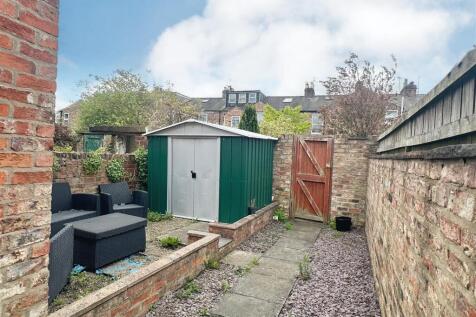 rear garden - Copy.jpg