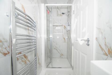 Bathroom reverse.jpeg