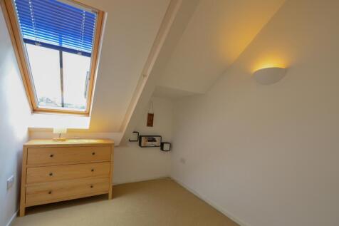 To Book A Viewing Call TPS Lostwithiel on 01208 87