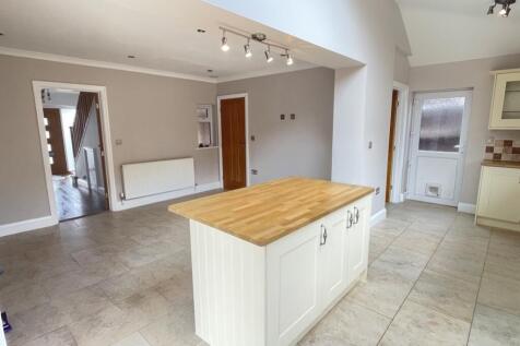 Roundhill Close, Exeter, Devon, EX4 photo 3